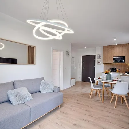 North Apartments, Pine * Мельно