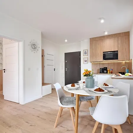 North Apartments, Pine 아파트