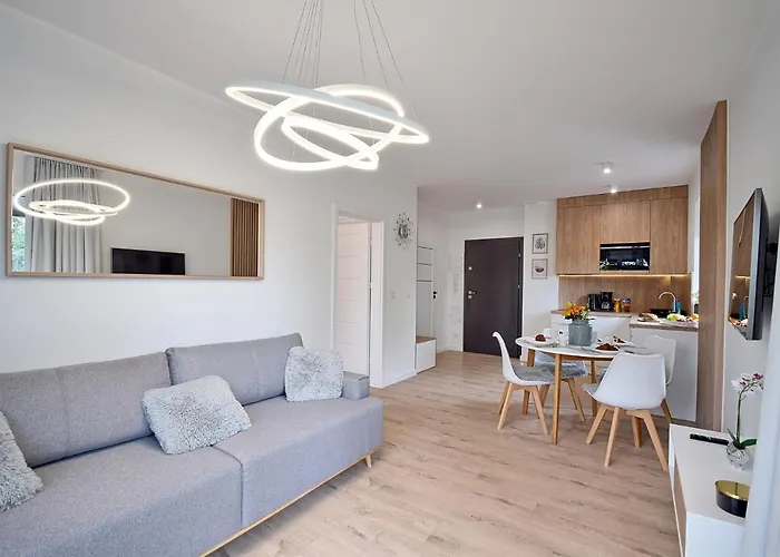 North Apartments, Pine * Мельно